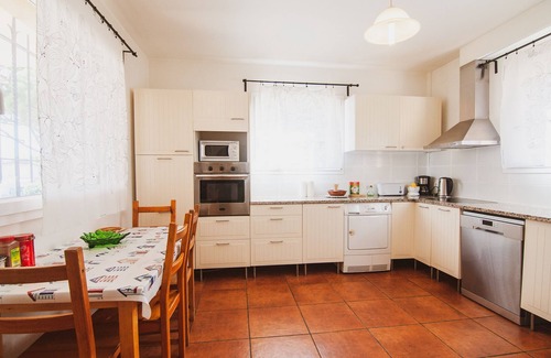 Begur Apartment | Casas-Buendia Elegant and spacious apartment by the pool