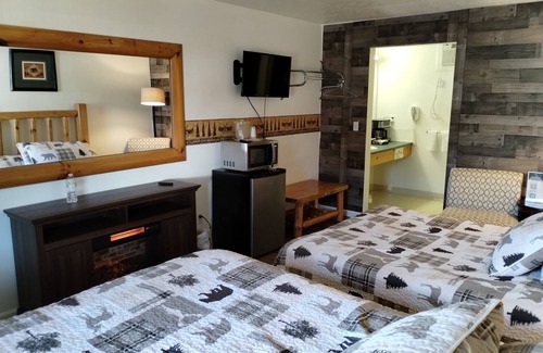 Ohiopyle Hotel | Cascades | 1BR,1BA, Cabinesque Hotel in Ohiopyle