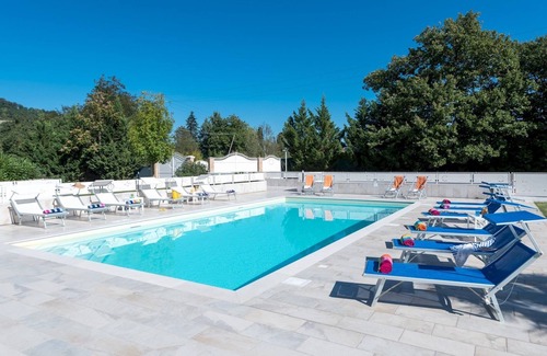 Fossombrone Villa | Cascina Marianna 12+4, Emma Villas