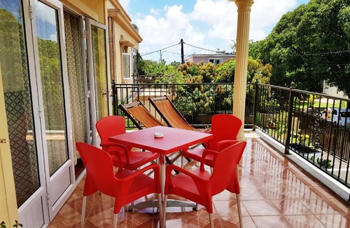 Beau Champ House | Case Latanier