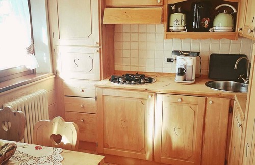 Tarvisio Apartment | CASETTA CHEY -ideal for couples and families-private parking-breakfast included