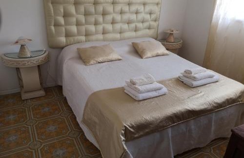 Torre Rinalda House | Casina del Sole