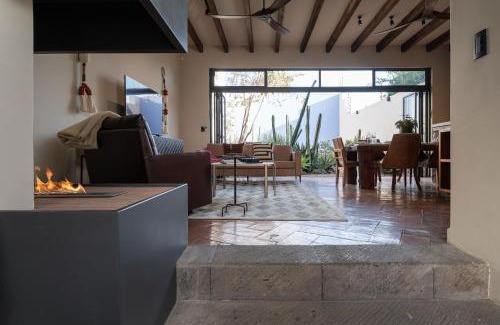 La Cruz House | Casona del Buen Huerto, Modern 2BR Home in Queretaro