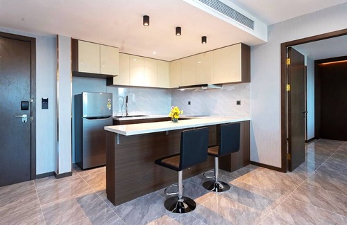 Kampot Resort | CASTLE BAYVIEW RESORT & SPA