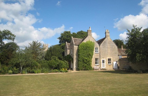 Fotheringhay House | Castle Farm Guest House