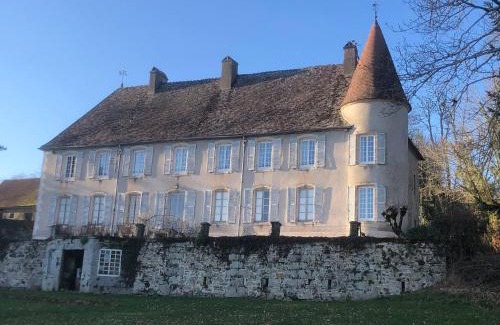 Chiddes House | Castle To Find Yourself