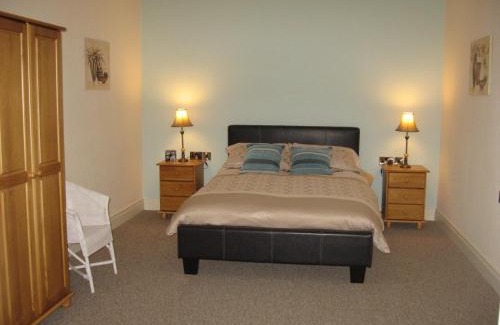 Irvinestown House | Castle View Cottage