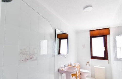 Hoznayo House | Castro Vizmaya, cómoda y amplia planta baja con jardín cerca de todo