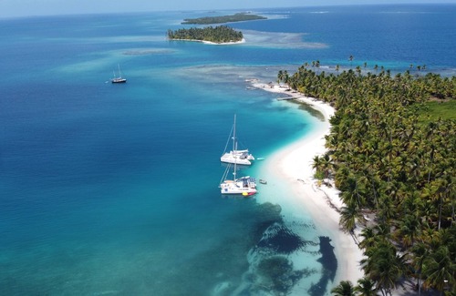 Carti Tupile Boat Rental | Catamaran 43 feet in san blas Panama