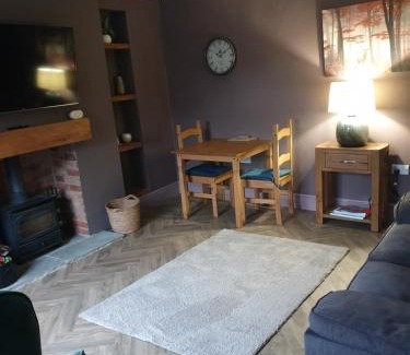 Kelbrook House | Caterpillar Cottage, tucked away in Kelbrook