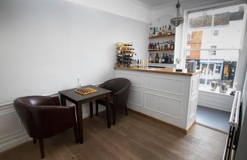 Canterbury Hotel | Cathedral Gate