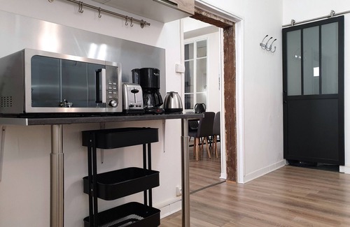 Centre Apartment | Cathedral Saint Vincent/Burgundy/max 8 p!