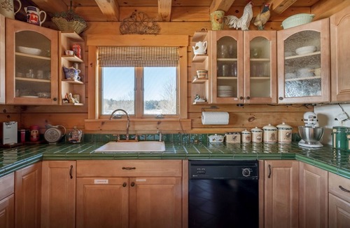 Prattsville House | Catskill Log Home Getaway