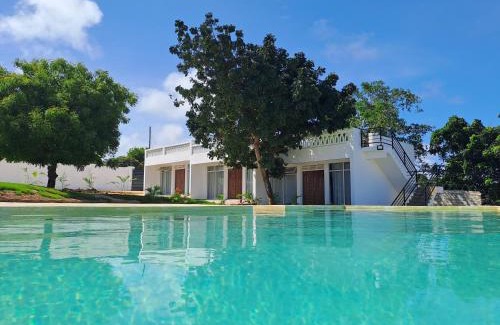 Ukunda House | Cave Diani Holiday Apartments