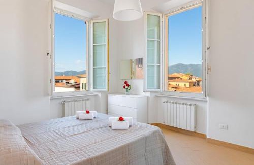 Pisa City Centre Apartment | -Cavour 8- 3 rooms with views - near the Tower