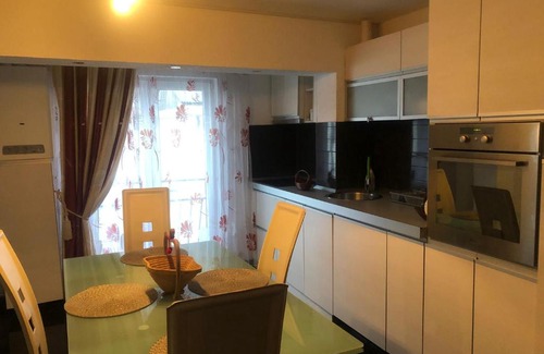 Lupeni Apartment | Cazare Straja Bvd.Păcii ( peste drum de restaurantul Mamma Mia)