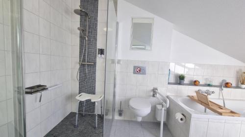 Cremlingen Apartment | CEC-Spezial, 2 Wohnungen nebeneinander, bis 12 Personen, Klimaanlage, Parkplätze