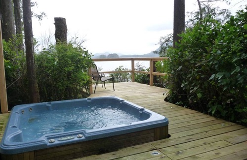 Tofino House | CedarView House, Tofino B.C.