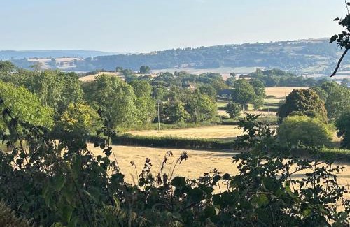 Church Stoke Bed & Breakfast | Cefn Farm