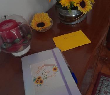 Centobuchi Apartment | Cento Girasoli