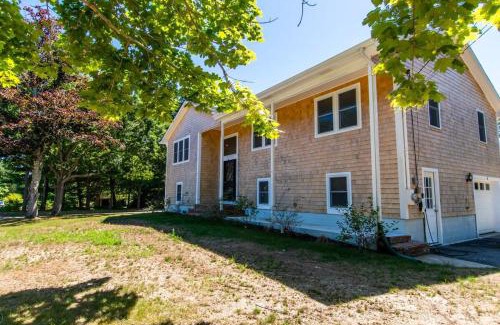 East Sandwich House | Central A C Home Office & Gym EV Charger