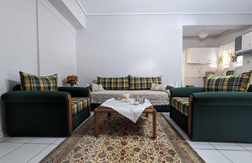 Molos-Agios Konstantinos Apartment | Central Apartment in Agios Konstantinos