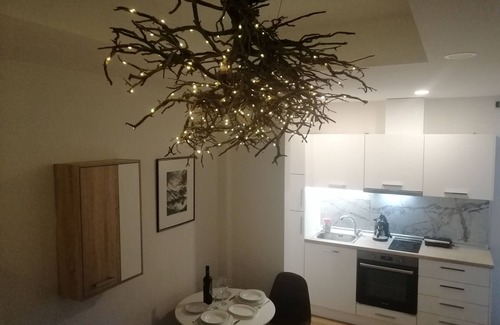 Veroia Apartment | Central Apartment on Clock Square D2