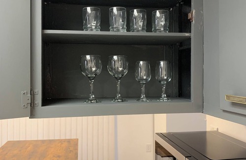 Lake Hills House | Central Bellevue Retreat