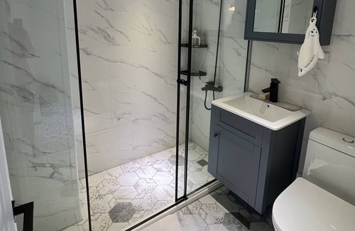 Xinyi Apartment | Central location! XinYi area, Entire 3 rooms apartment!