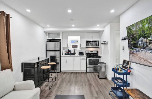 Liberty City House | Central Miami Getaway – Stylish Stay Steps from Everything