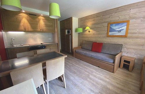 La Perriere Apartment | Central Ski-In/Out Apartment, Parking & Pets Allowed