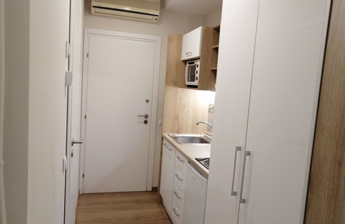 Veroia Apartment | Central Studio on Clock Square D1