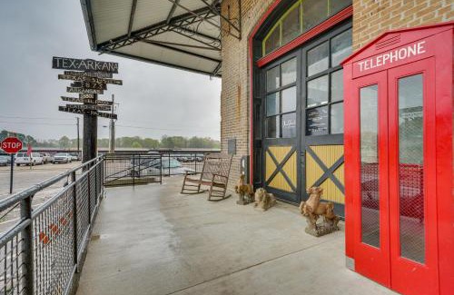 Texarkana Apartment | Central Texarkana Studio Rental with Railroad Views!