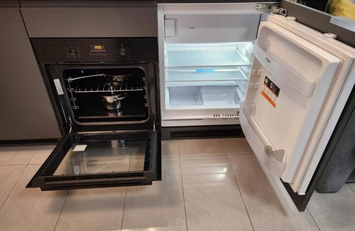 Warsaw Apartment | CentralHouse DomApart Studio with balcony