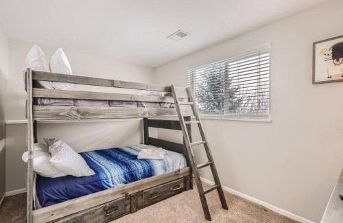 Walnut Grove House | Centrally located for adventures