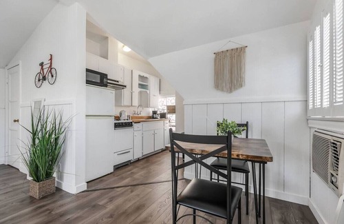 Studio City Cabin | Centrally Located Studio, Ideal for Long Term