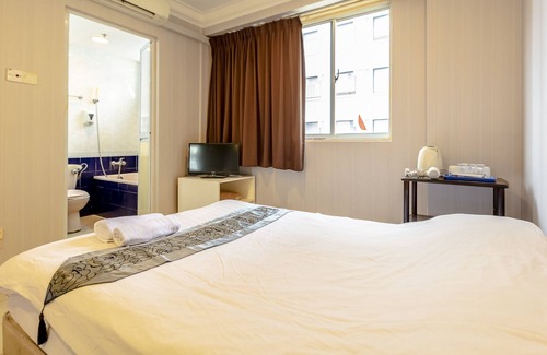 Geylang House | Centre of attraction, famous food & fruit! 12, 201