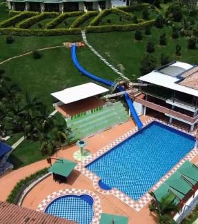 Cocorna Apartment | Centro vacacional campo verde