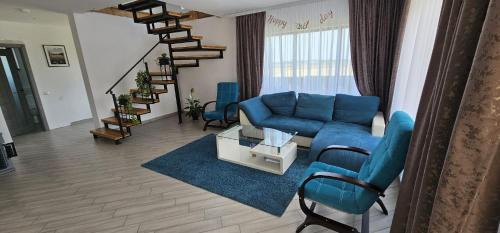 Codlea Villa | Cezar House