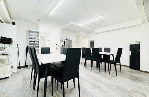 Nishishinsaibashi Apartment | Cfloor entire3LDK3bedroom3bathroom12pax/Osaka Ōsaka