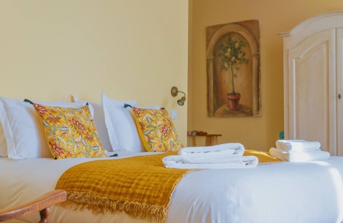 Le Cannet-des-Maures House | Château Saint-Roux Le Luc- Le Cannet des Maures