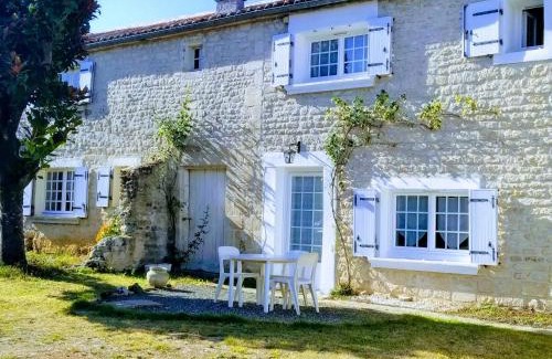 Pays de Fontenay-Vendee House | Châtellenie d Ardennes