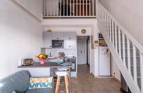 Martigues Apartment | Chabine - One Bedroom Apartment, Sleeps 4