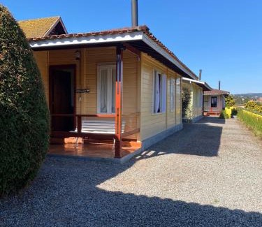 Jardim Europa House | Chalé Recanto das Flores - 5 minutos do Centrinho!