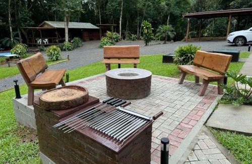 Sideropolis Ski Chalet | Chalé Recanto do Frassetto