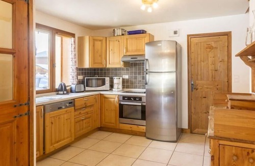 Villarabout Ski Chalet | Chalet, wifi, fitness, sauna, terrace, fireplace or stove, parking, tv, ski locker, 110m²