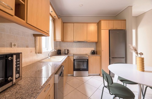 Khalandrion Apartment | Chalandri Living: 3-Bedroom Luxury Apartment