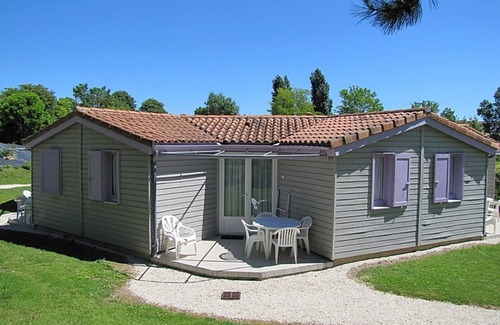 Tonnay-Boutonne Ski Chalet | Chalet 2 for 4 People