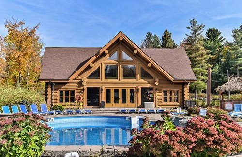 Mille-Isles Ski Chalet | Chalet 20 Ours Lac Fiddler