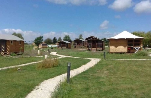 Mont-pres-Chambord Ski Chalet | Chalet 3 étoiles - Piscine - ccbadce